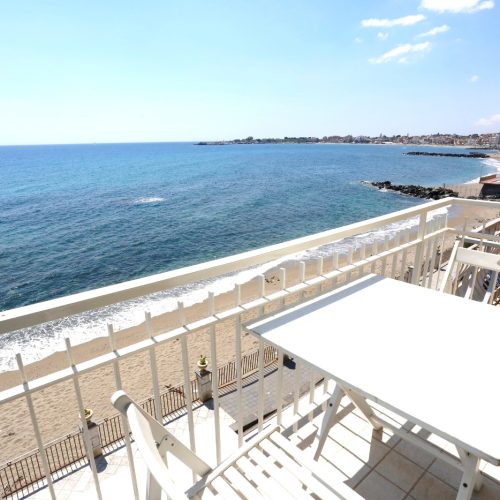Camera Tripla vista Mare
